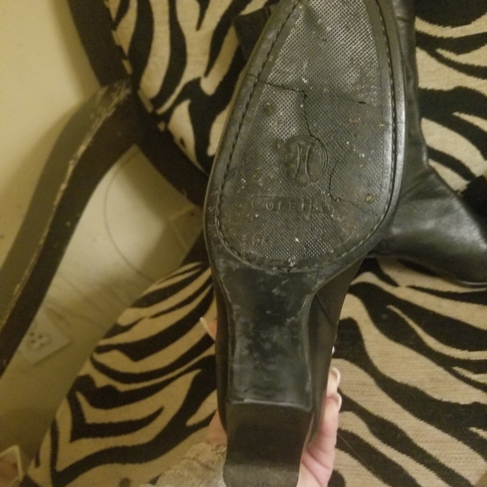 Booties - Picture 3 of 4